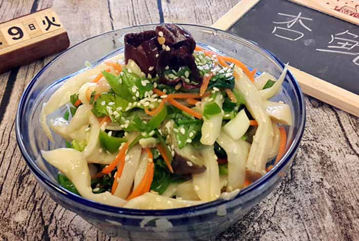 炝拌手撕杏鲍菇