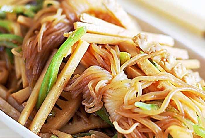 魔芋尖椒烧笋丝