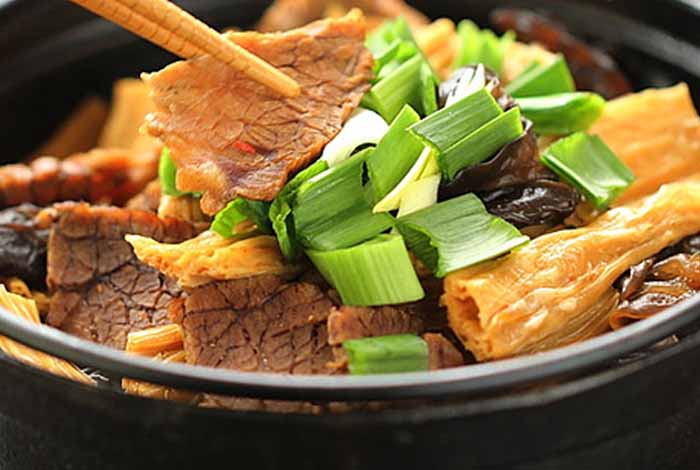 牛肉腐竹煲